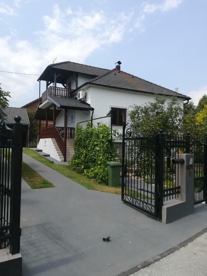 Holiday Home Baotic Velika Mlaka Esterno foto